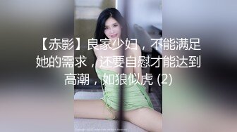 超近距离偷窥美少妇洗香香