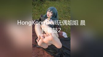 偷窥美女海边拍写真