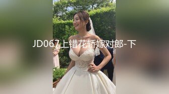 后入猛操肥臀细腰性感妹子 最后颜射还给舔干净了