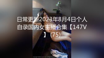 眼鏡韻味中年人妻玩3P,超有味道,這個年紀的女人真耐艹,壹前壹後共同撞擊